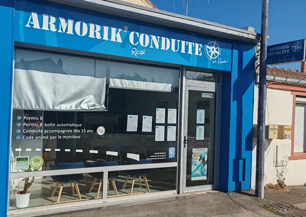Devanture de l'auto-école Armorik Conduite à Rezé près de Nantes